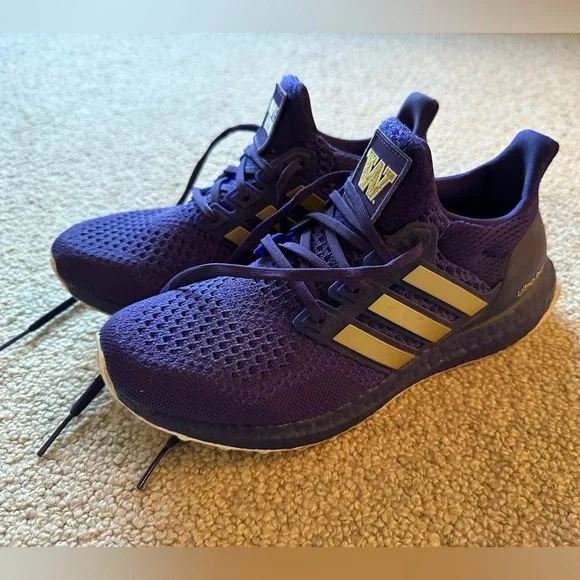 ULTRABOOST 1.0 \'NCAA PACK - WASHINGTON\' adidas UltraBoost 1.0 NCAA Pack - Washington for Sale  main image 4